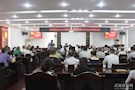 向艳艳为朝阳社区党员干部上党课